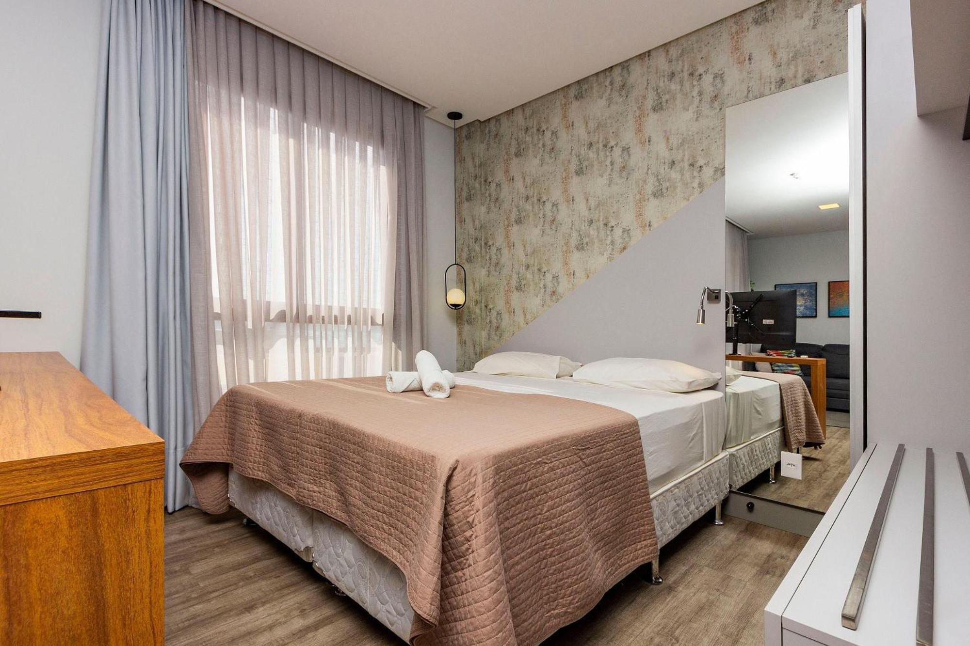 Aion Suites 303 - Lindo Apartamento Com Vista Para O Mar, A 60M Da Praia De Bombinhas, Com Piscina E Academia No Rooftop. Εξωτερικό φωτογραφία